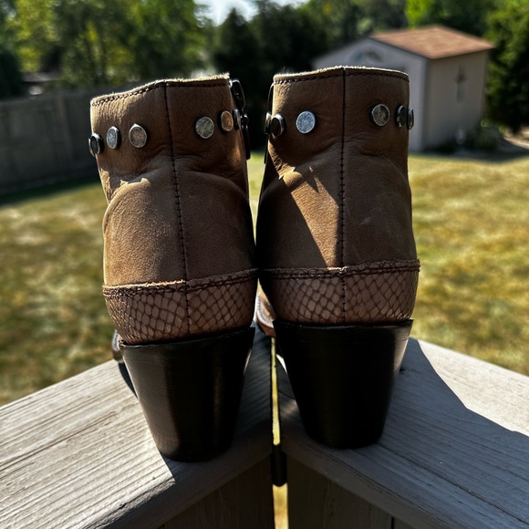 Liberty Black Western ankle boots / booties snakeskin and nubuck leather - Picture 4 of 7